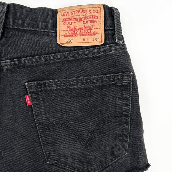 Vintage Levi's Levis 550 Relaxed Fit Black Frayed Raw Hem Denim Jean Shorts - Picture 4 of 6